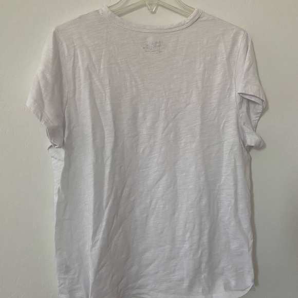 Basic white tee - Picture 3 of 4